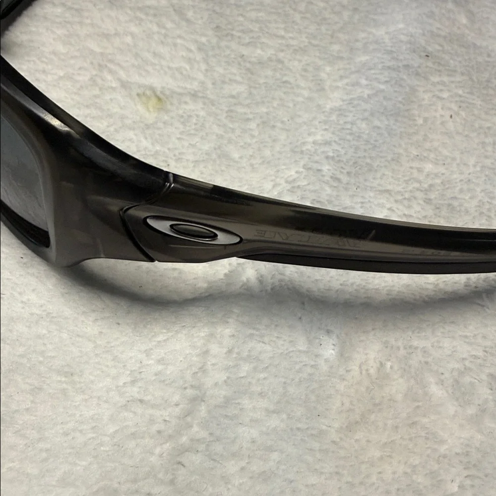 Oakley Valve OO9236-06 60[]16 133 Gray Sunglasses